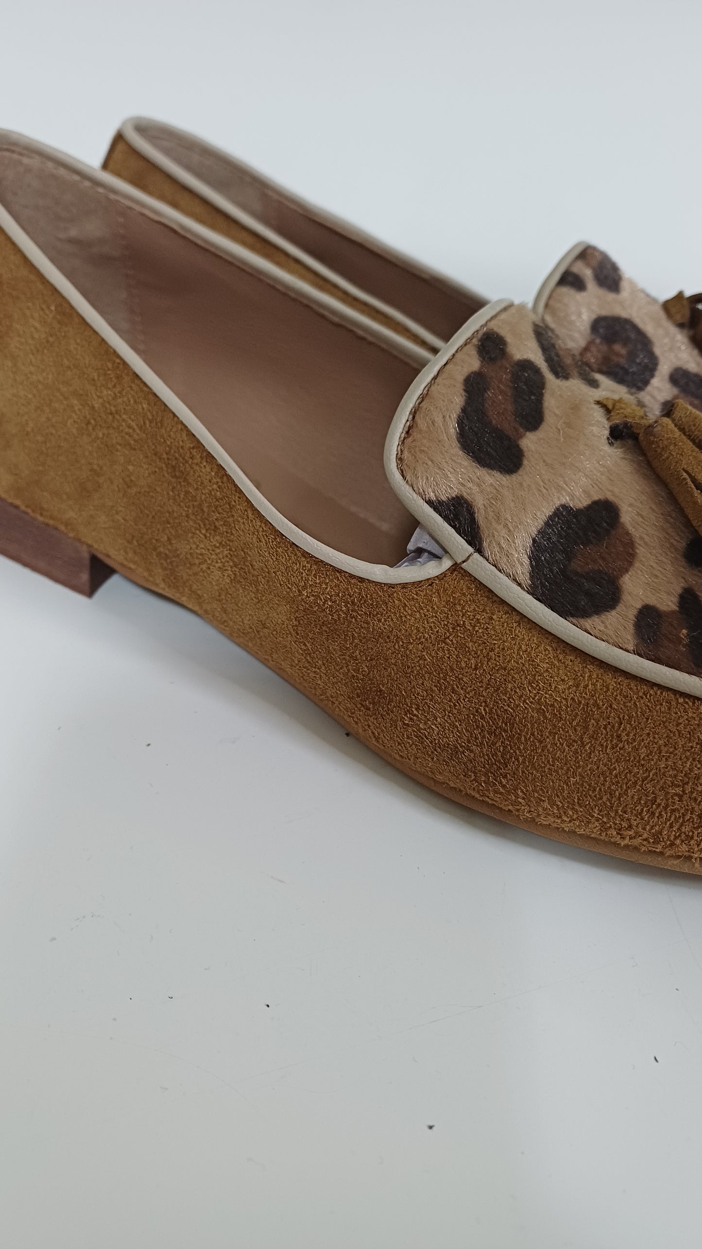 Mocassino Donna Scamosciato Tabacco con Patta Leopardata